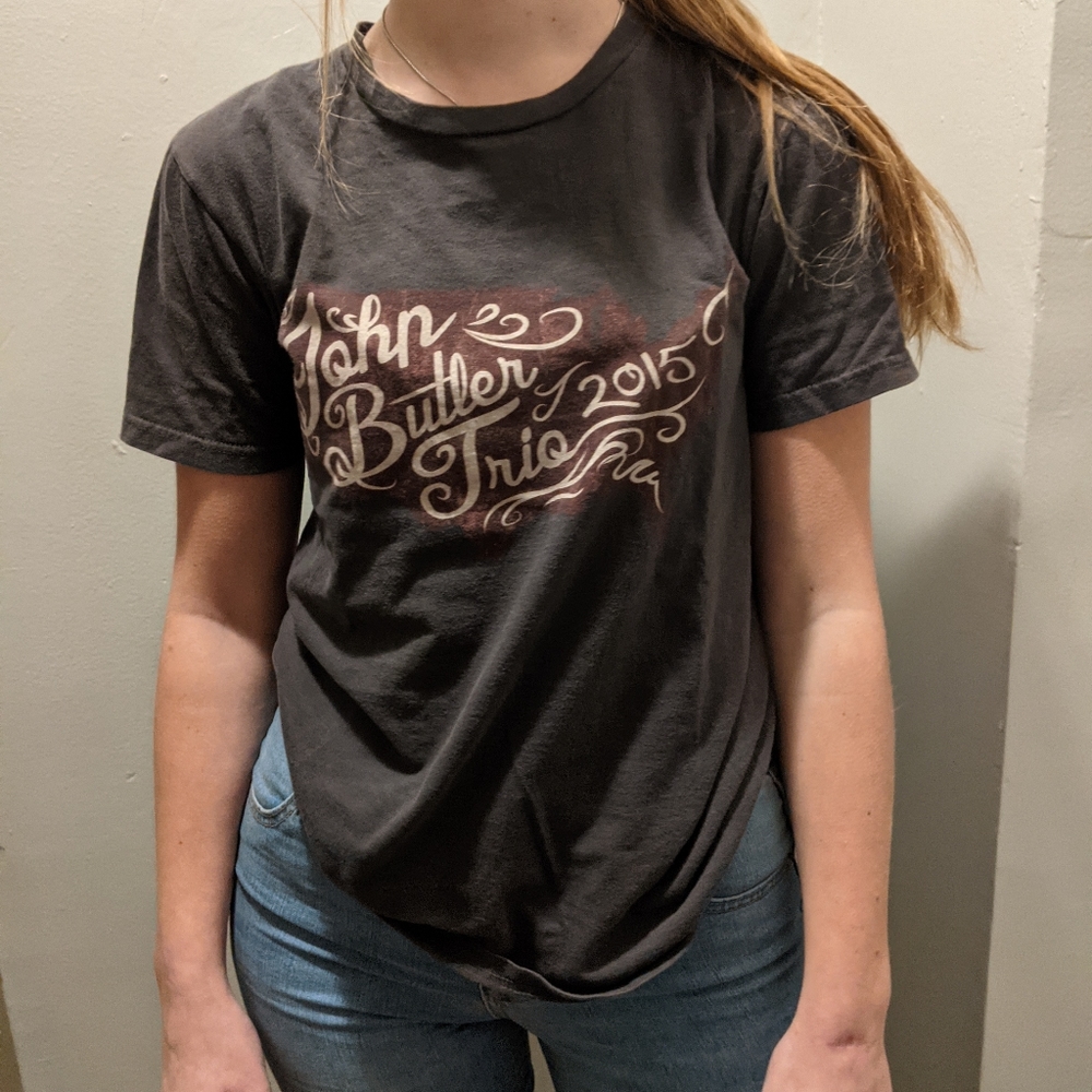 Tee shirt